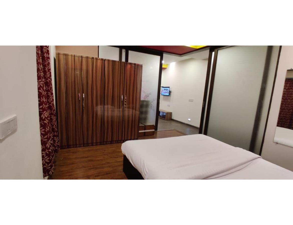 Aarju Luxurious Stay 卡兰古特 外观 照片