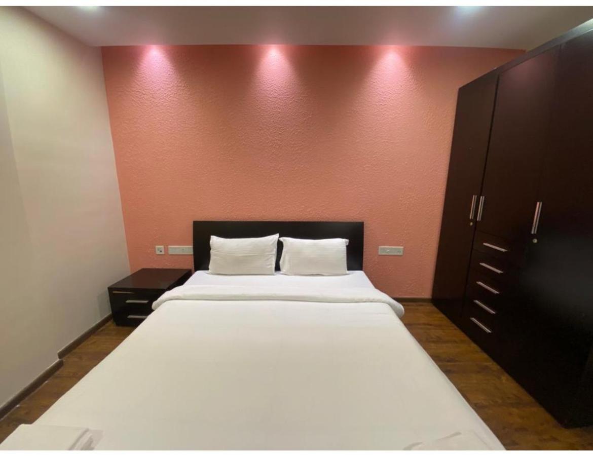 Aarju Luxurious Stay 卡兰古特 外观 照片