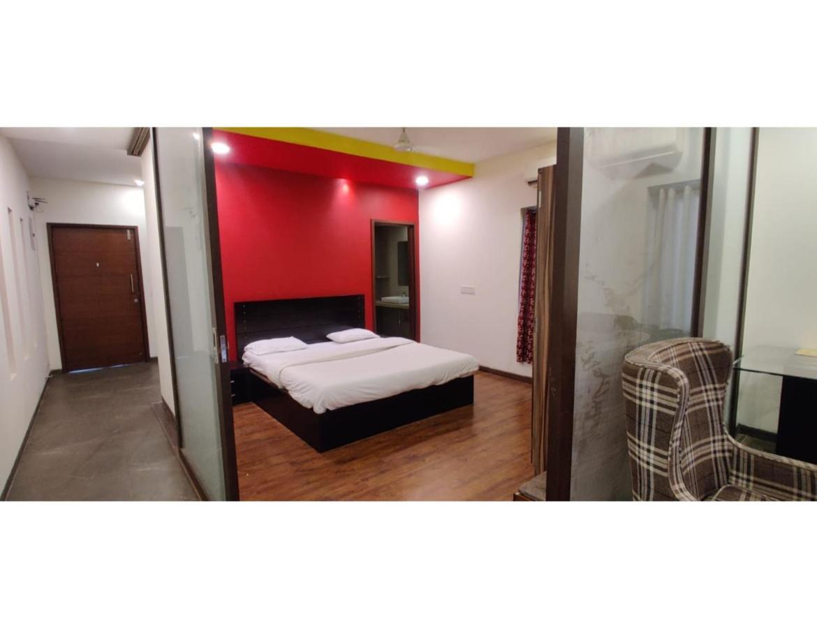 Aarju Luxurious Stay 卡兰古特 外观 照片