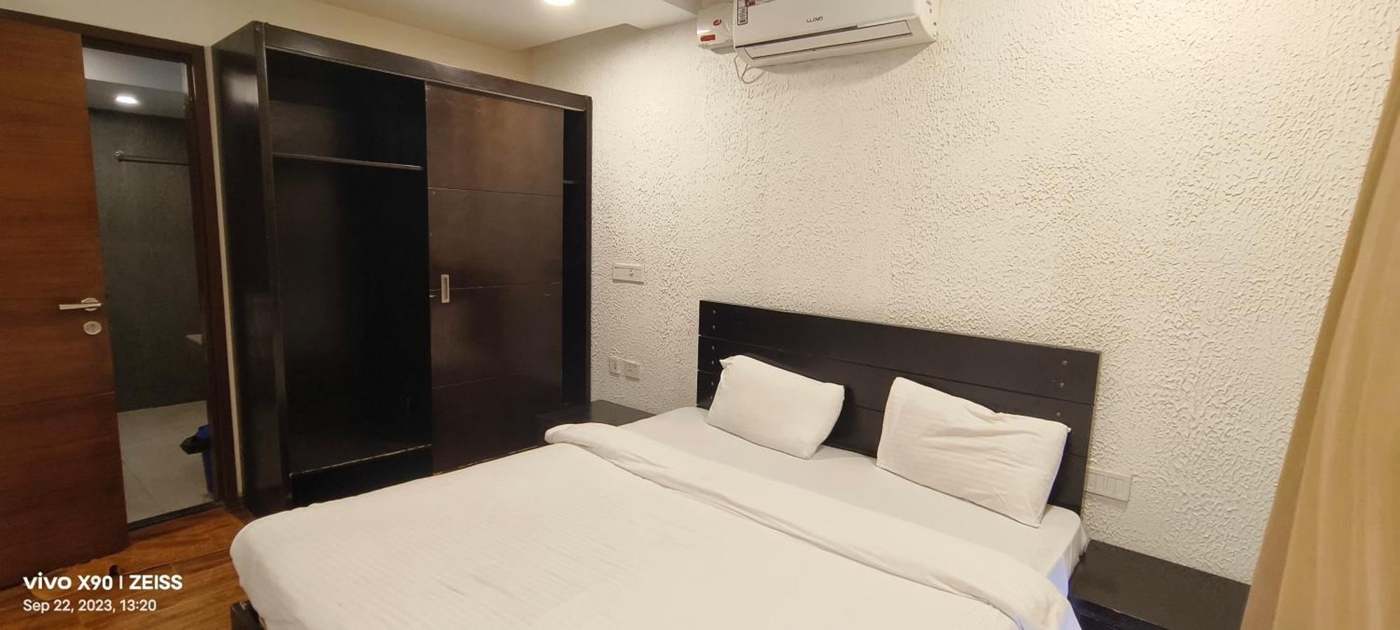 Aarju Luxurious Stay 卡兰古特 外观 照片